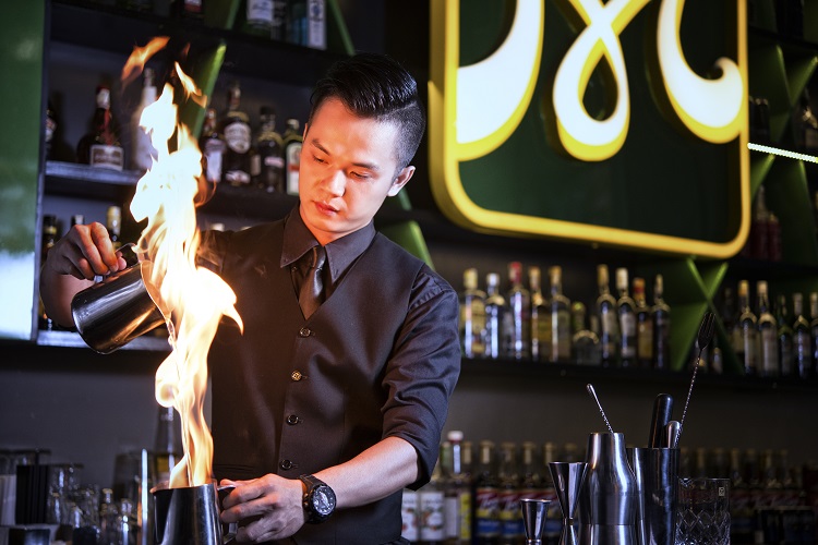 Bạn hiểu thế nào là nghề Bartender